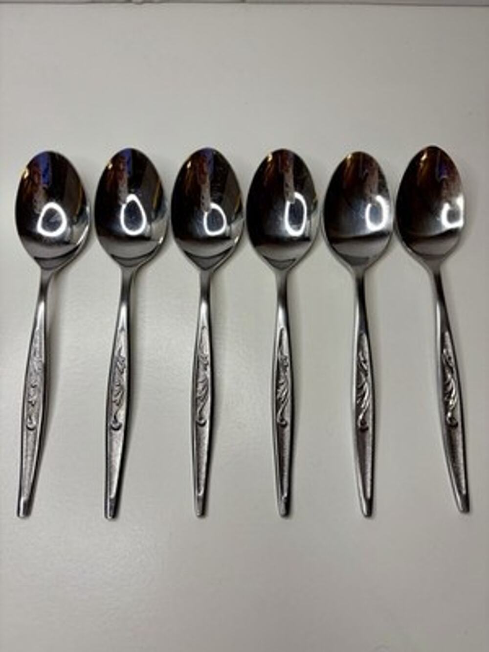 Carlton Stainless Japan Korea CAS1 Woodcrest 5 7/8” Teaspoons Set of 6